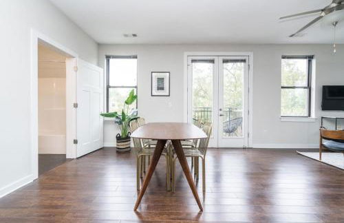 TWO CozySuites Charming Music Row Condos with parking - Foto 16