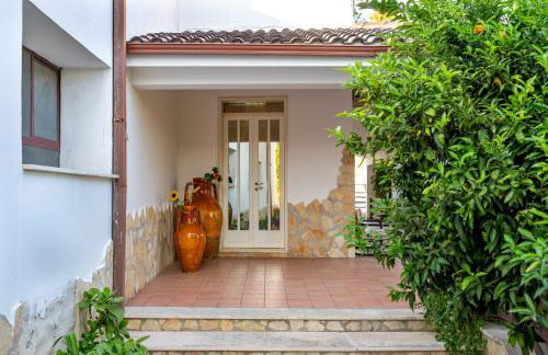 Villa Dany with pool - Photo 35