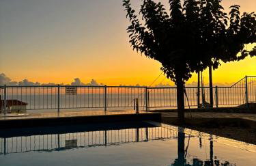 Villa Lawton - Magnificent sea & mountain views! - Photo 2