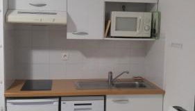 studio idéal couple 2 enfants, bien situé, calme - Foto 4