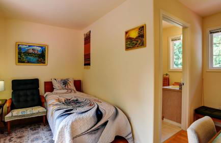 Riverside Bliss Cozy Beds, Fireplace and Gbit WiFi - Foto 9