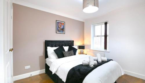 Cosy Wimbledon 4 Bed Home With Garden & Driveway Parking - Foto 5