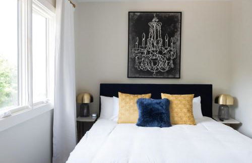 7BR Retreat, Rooftops, Garages, Walkable to Faves 5 Mins to Nissan Stadium, Less than 10 Mins to Broadway, 24 Hr Hospitality, Great for Groups - Foto 30