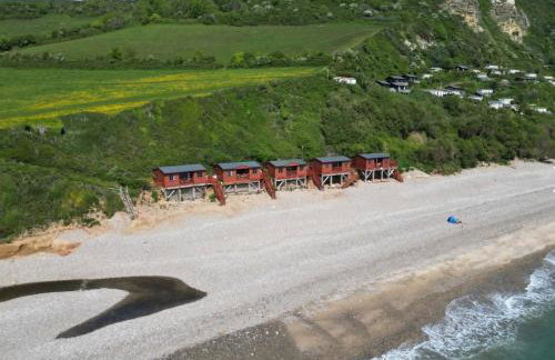 Branscombe Chalet on the Beach - Photo 20