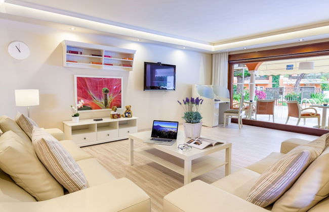 Apartamentos Ambassador - Photo 20