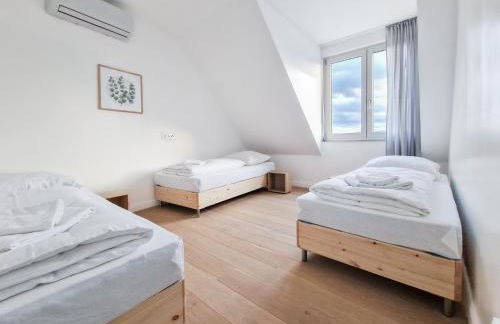 Tolstov Apartments - City Apartments with 1 or 2 Rooms - 15 Min to Messe DUS and Old Town DUS - Foto 32