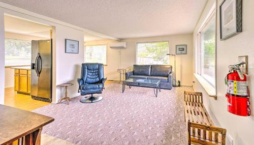 Walkable Sitka Getaway with Community Perks! - Foto 4