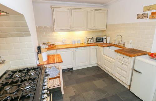 Castle School House - Photo 7