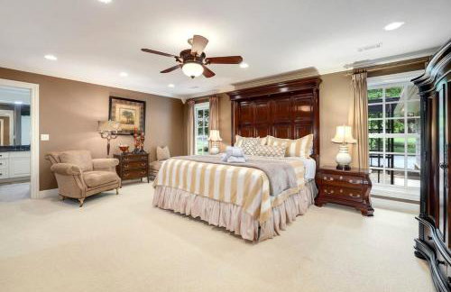 Shoreline Serenity-Direct Lake Access - Foto 6