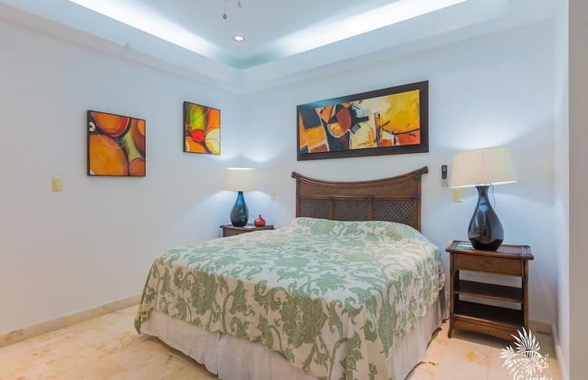 Deep Blue Condos - 302 - Foto 1