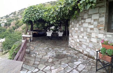 Άνετος χώρος με parking, αυλή και θαυμάσια θέα - Foto 33