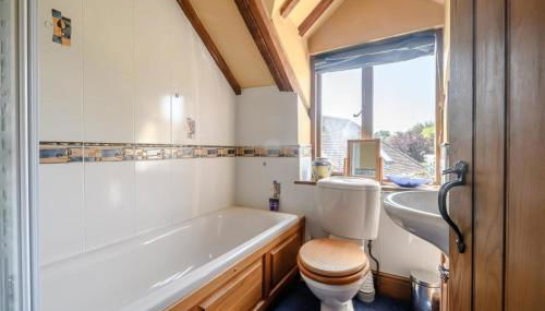 Spacious 5 bed Barn in the Heart of Worcestershire - Foto 2