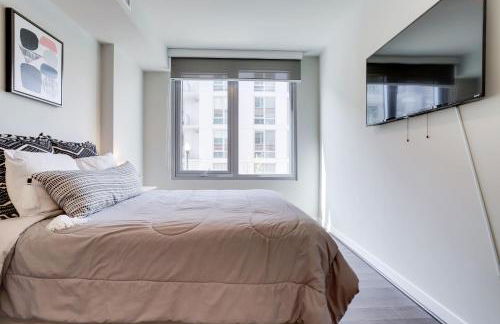 Stylish Condo at Clarendon with Rooftop Views - Foto 20