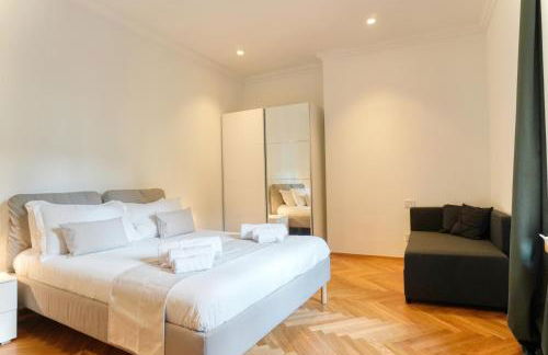 Cadorna Prestigious Apartment - Modern Architecture in front of the Station - Photo 6