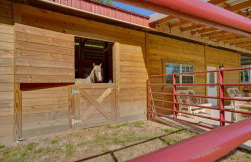 Farm Stay Modern Barndominium in Lakeland! - Foto 20