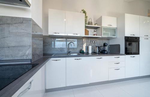 The Rooftop - Photo 65