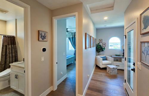 Modern comfort, prime location, 360 views, 4 BR entire house - Foto 28