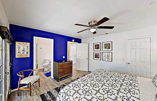 Rawhide Ranch - Walk to Pappy and Harriet's with Hot Tub! home - Foto 14