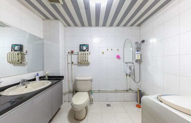 Xi'an City Center View Apartment - Photo 33