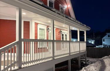 The Treehouse at 11 Gables - Center of Ludlow Village near Shopping and Restaurants - Foto 5