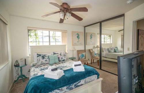 Spacious 3BR Home with Hot Tub & Private Yard - Foto 17