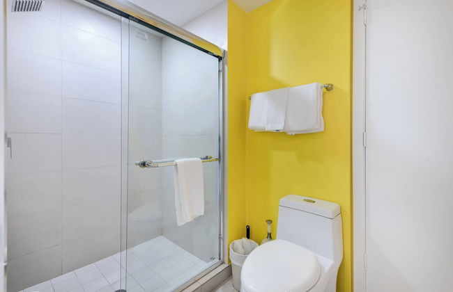 Luxury Living on the Beach w/ Resort Amenities! - Foto 12