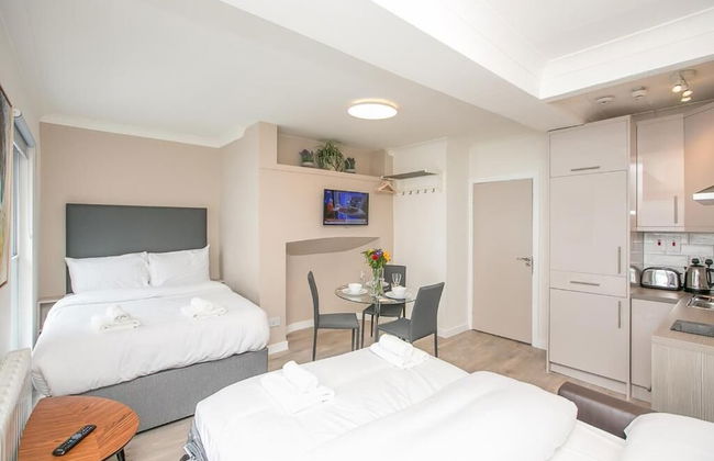 St Stephen's Green District-1 - Photo 11