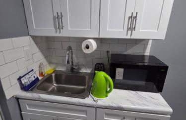 Newly Renovated Detached Studio apartment - Foto 6