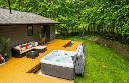 Private & Convenient-Hot tub-Fire Pit-Game room! - Photo 15