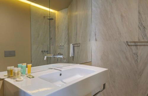 039 8 Building Studio 222 - Garden View - Photo 11