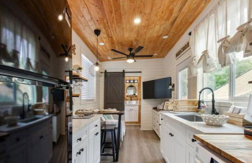 Tiny Farmhouse on Wheels - Foto 20