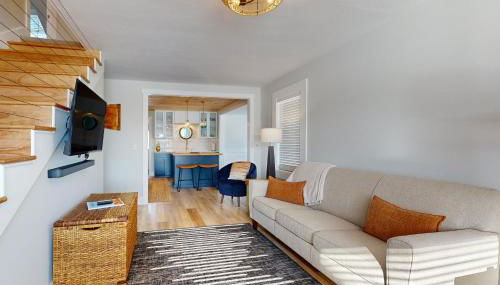 Walk to Beach and Dtwn East Tawas! Lake-View Retreat - Foto 5