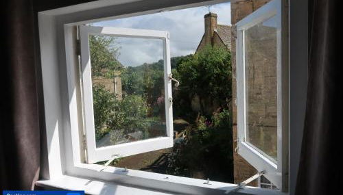 Peaceful cottage in heart of Winchcombe - Foto 1