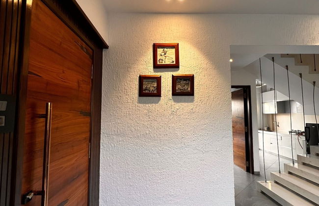 Rivendell 3BHK Pvt Pool by Stellar Stays - Foto 22