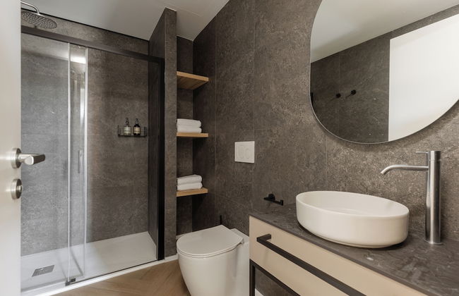 MH Apartments Central Valencia - Photo 6