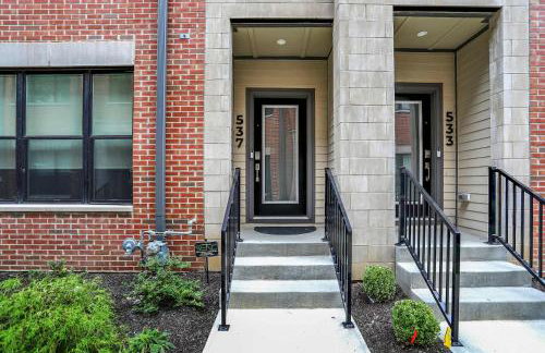 Luxury Townhouse with Fireplace Rooftop Deck Close to Downtown-Family Friendly - Foto 63