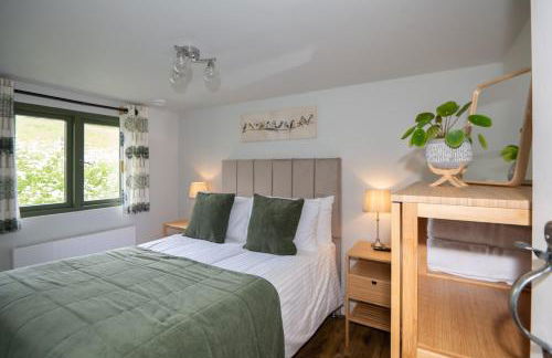 Birch Banc Retreats - Bedw Cabin - Foto 14