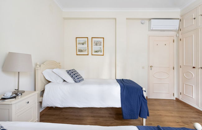 JOIVY Splendid 4-BR House w/Swimming Pool & Sea View - Foto 5