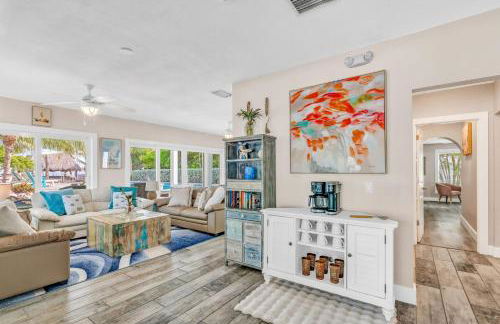 Paradise Point - Luxury Oceanfront Estate - Pool, Dock, Outdoor Kitchen & Family Amenities - Foto 13