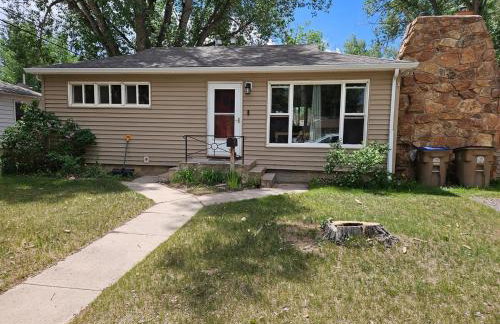 Cozy Tree-Area Home in Laramie - Foto 1