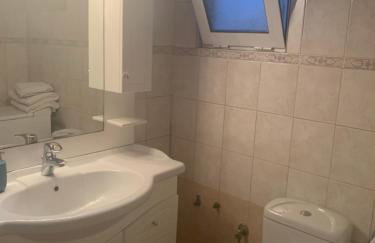 Awesome Home 3' from Metro (M3) Station Agia Paraskevi - Foto 65