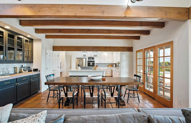 Wellsona Vineyard Retreat + Pool, Hot Tub, Views Main Home + Guest Home - Foto 6