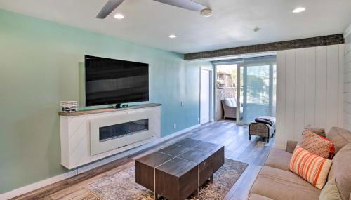 Waterfront Huntington Beach Condo with Fire Pit - Foto 5