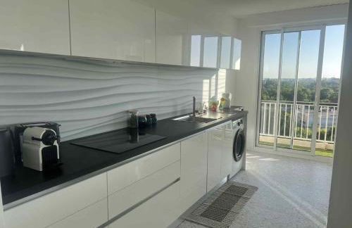 Appartement vue imprenable à 10 mn à pied du vieux port - Foto 7