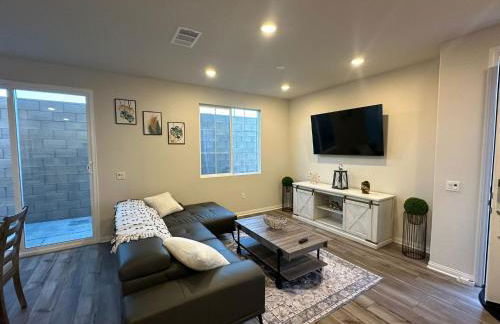 3 bed 3 Bath Gated Corner unit - Foto 6