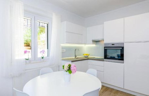 Beautiful Home In Gromaca With Wifi - Photo 40