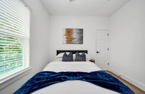 NEW! The Brandōn - Upscale Manor - Garage - Near Medical Center & NRG - Foto 24