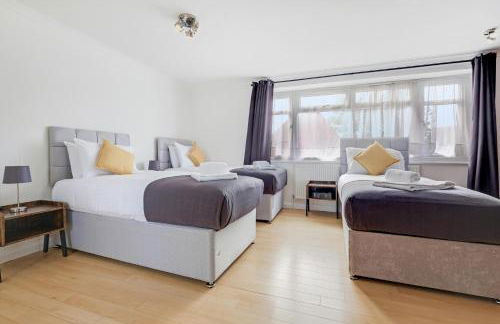 Elegant 5 Bedroom and 3 Bathroom Home in St Annes - Foto 30