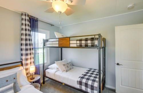 Sturgeon Bay Home about 6 Mi to Potawatomi State Park - Photo 17