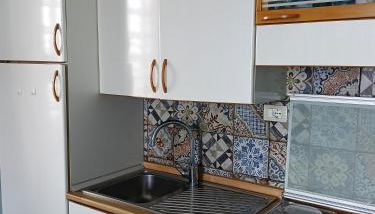 Mirone Apartment FRONTE MARE beachfront house - Foto 2, stove